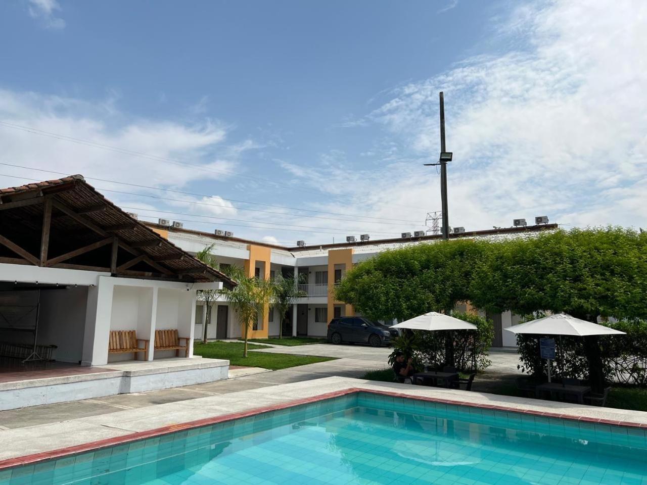 Hotel Villa Bosco Palmira  Exterior foto